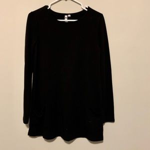 Black long sleeve shirt
